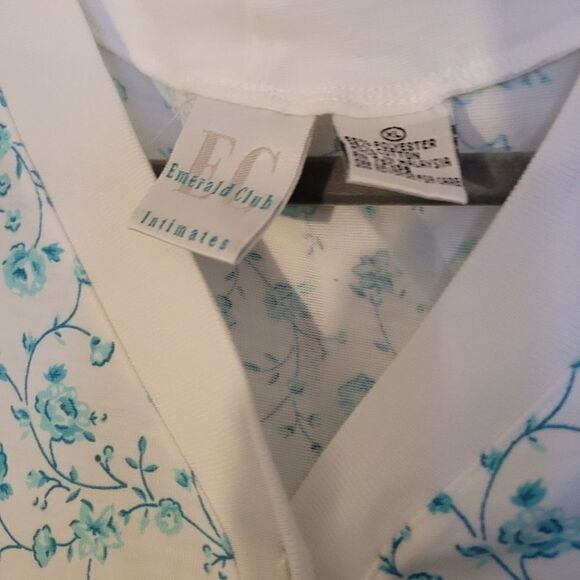 Emerald Club Intimate Short Sleeve Night Wear White With Green Flowers Design XL - Picture 4 of 5